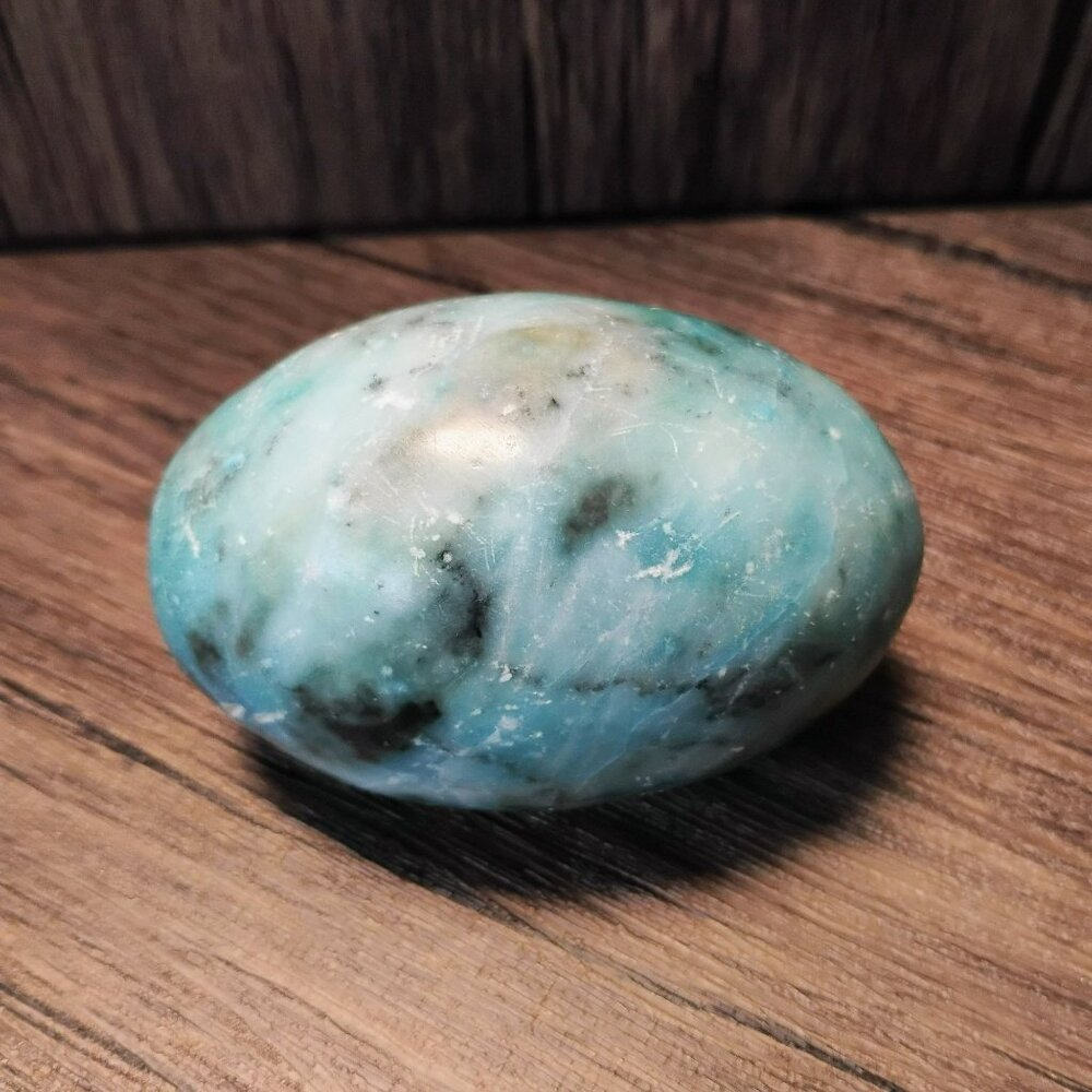 Polished Blue Marble Alabaster Egg Signed Italy, 3" Vintage Stone Paperweight - Picture 7 of 7